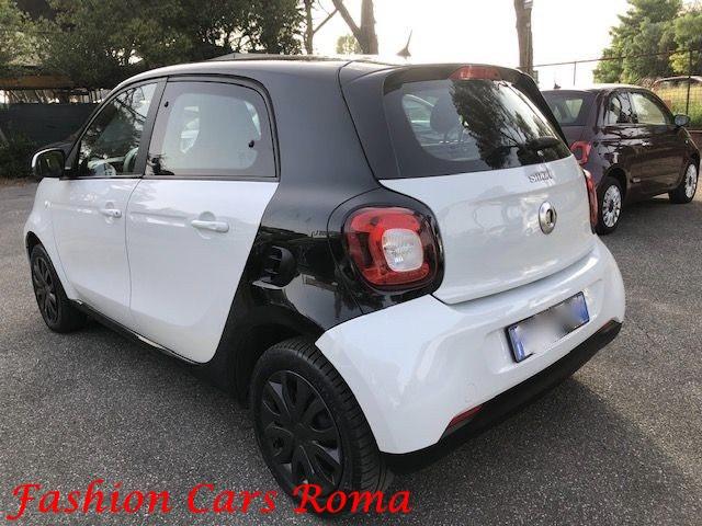 SMART ForFour 70 1.0 Youngster NEOPATENTATI
