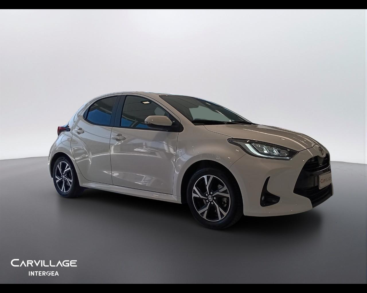 TOYOTA Yaris 1.5h Trend