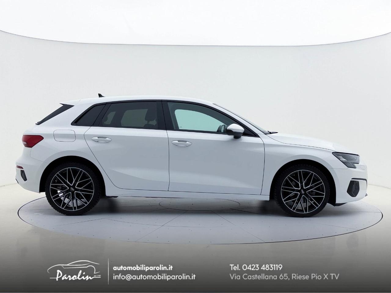 Audi A3 Sportback 30 tfsi mhev Business Advanced S-tronic Black pack