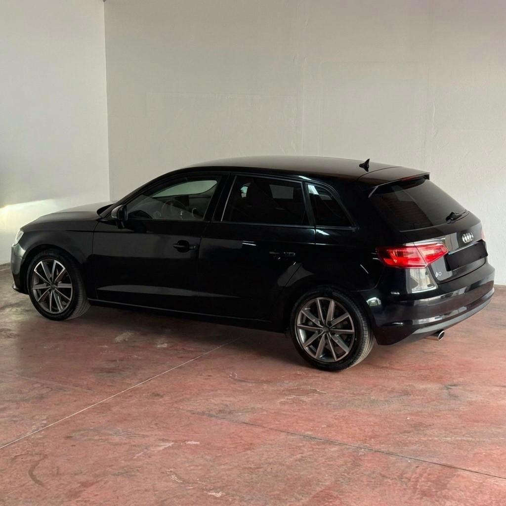 Audi A3 1.6 TDI 105CV SPORTBACK S TRONIC