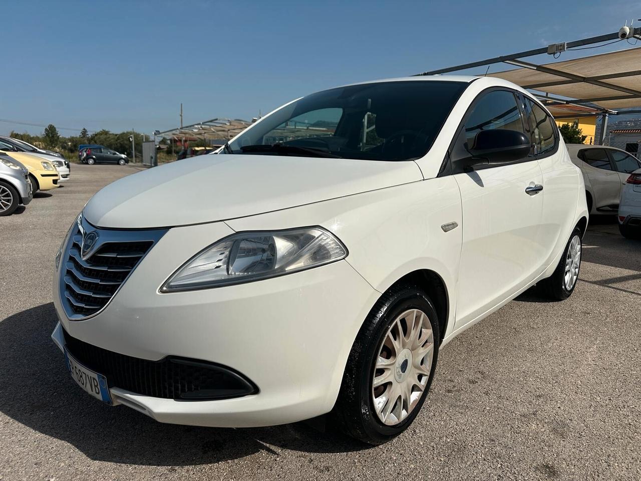Lancia New Ypsilon 1.2 Benzina