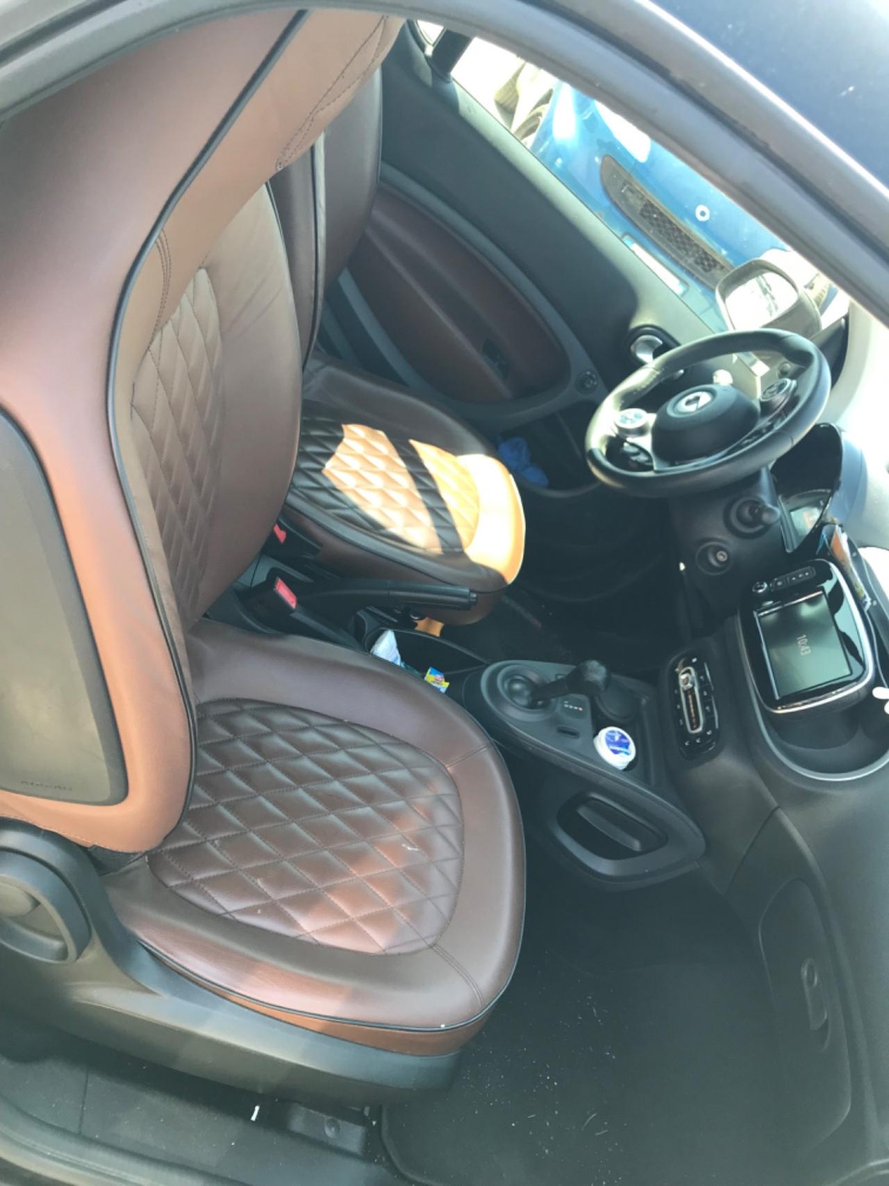 Smart ForTwo 90 0.9 Turbo twin. Limited Edition Berlin Black