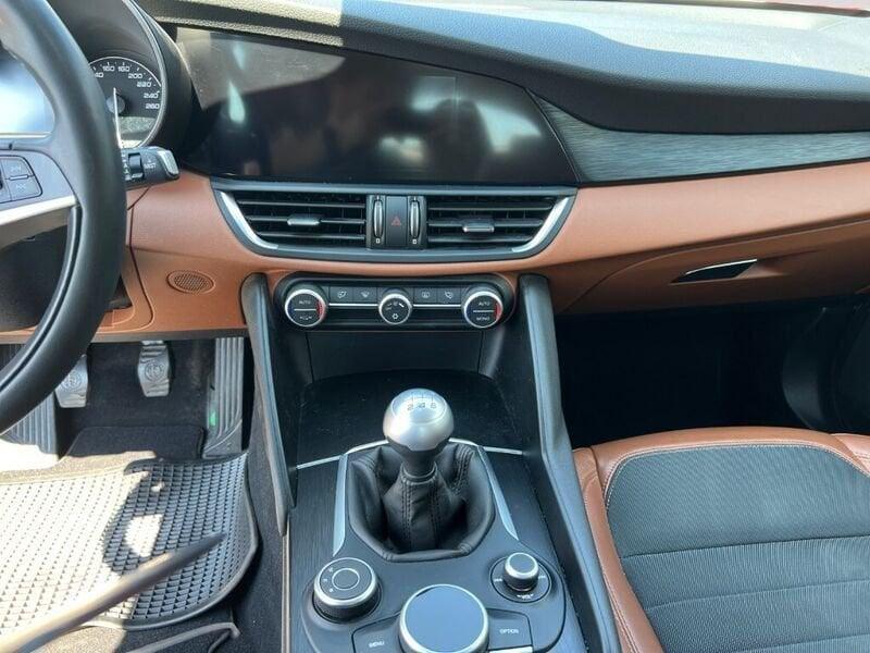 Alfa Romeo Giulia 2.2 Turbodiesel 180 CV Super