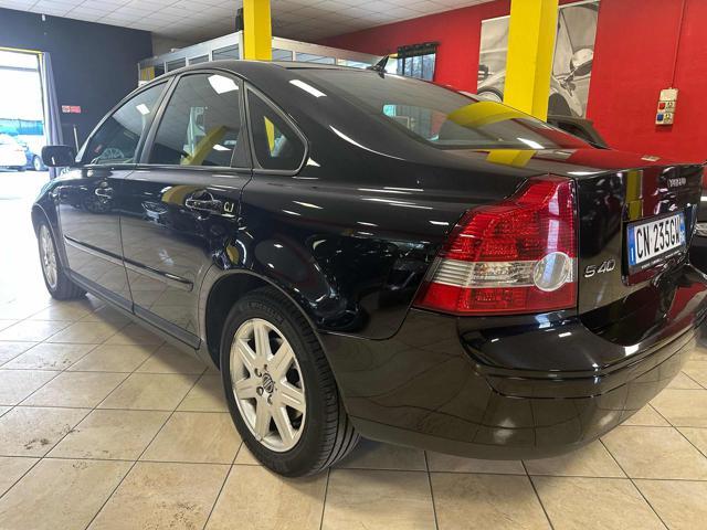 VOLVO S40 2.0 D cat Momentum