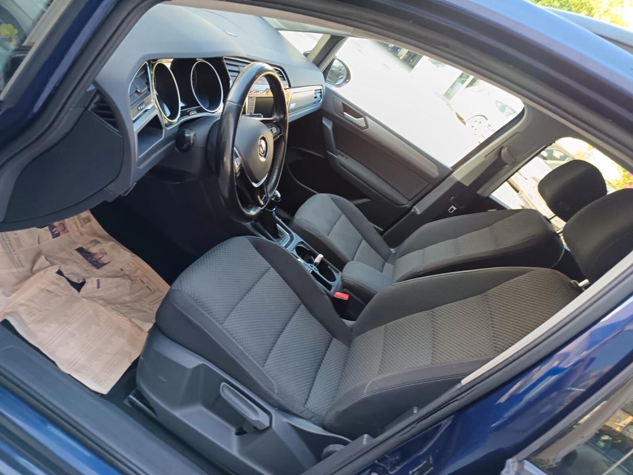 Volkswagen Touran 1.6 TDI Trendline BlueMotion Technology