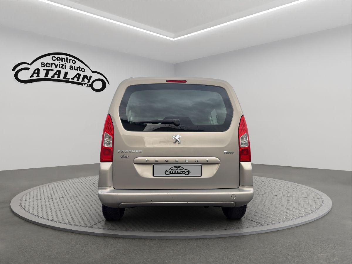 PEUGEOT - Partner - Tepee 1.6 HDi 92 CV Outdoor