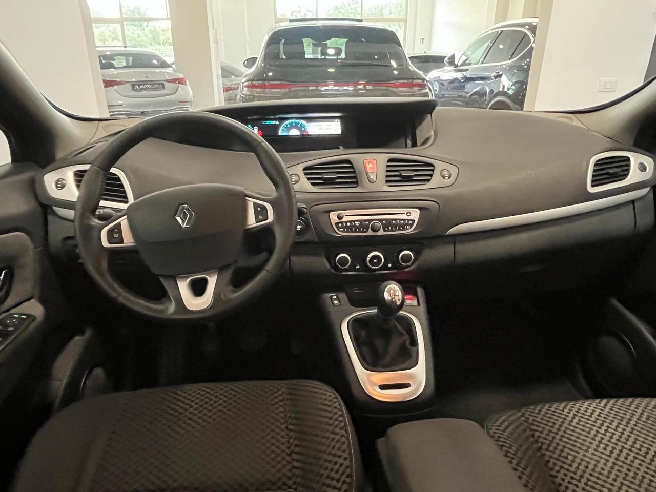 Renault Scenic Scénic X-Mod 1.5 dCi 110CV Luxe