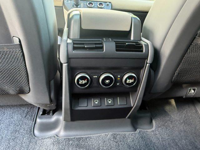 LAND ROVER Defender 110 3.0D I6 250 CV AWD Auto X-Dynamic SE 7 POSTI