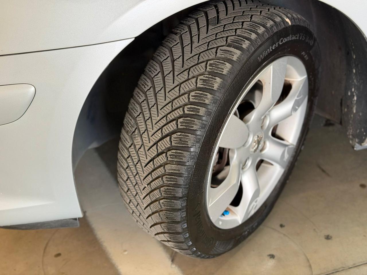 Peugeot 207 1.6 109CV 5p. XSI