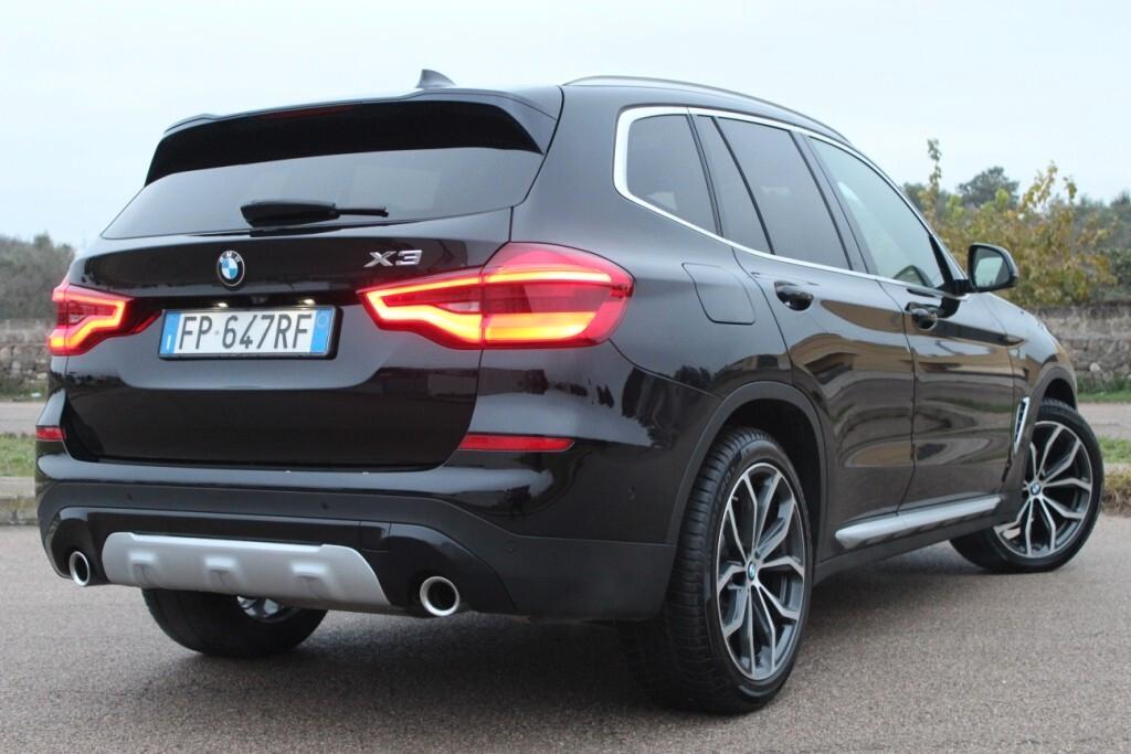 BMW X3 xDrive 20d Aut. X-Line *Tetto *Pelle