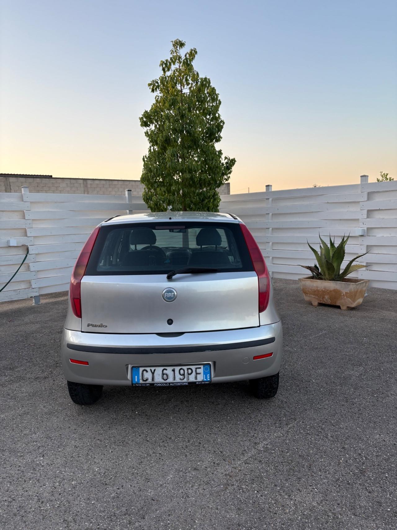 Fiat Punto 1.2 benzina adatta a neopatentati