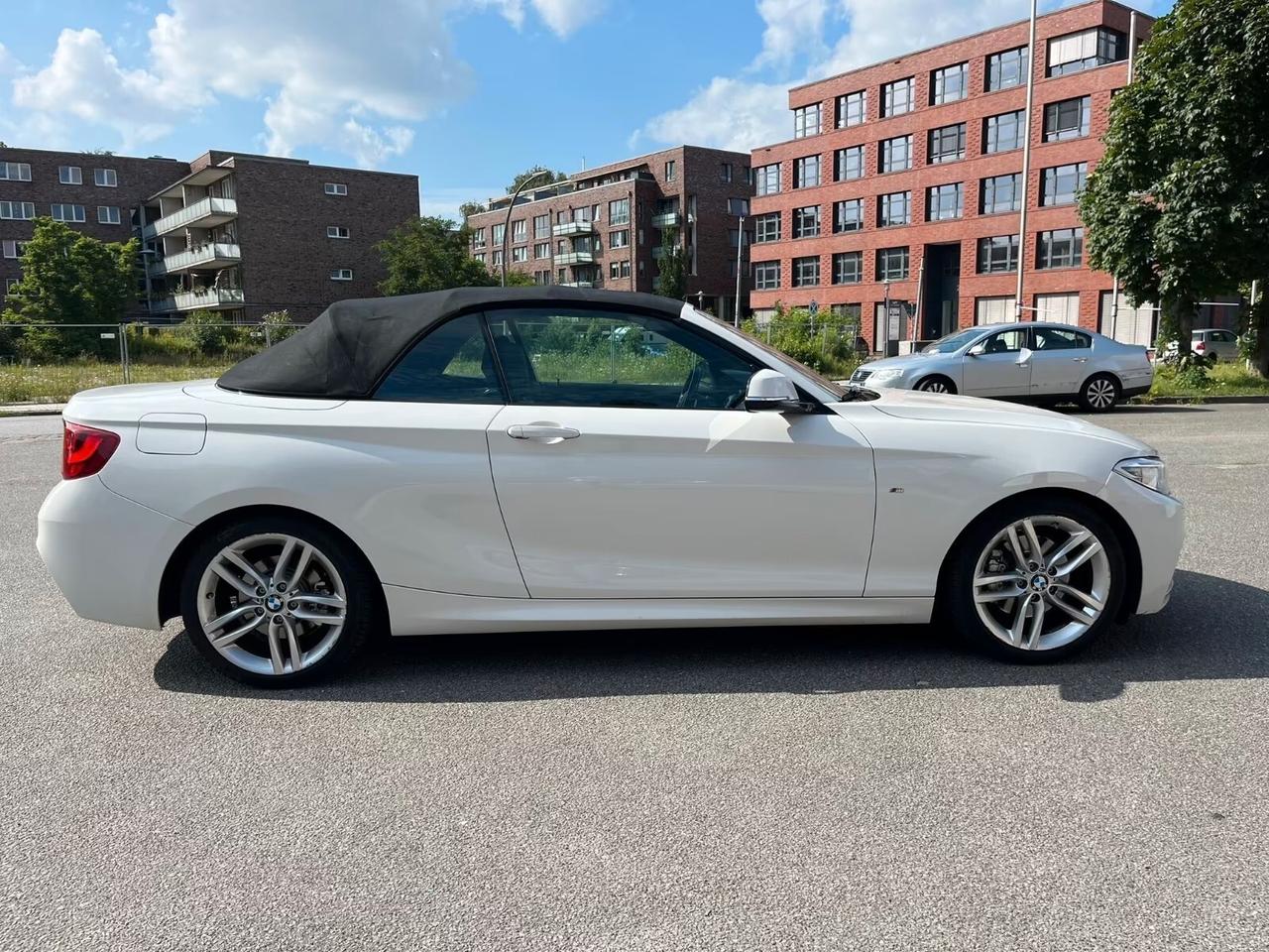 Bmw 220i Cabrio Msport aut.