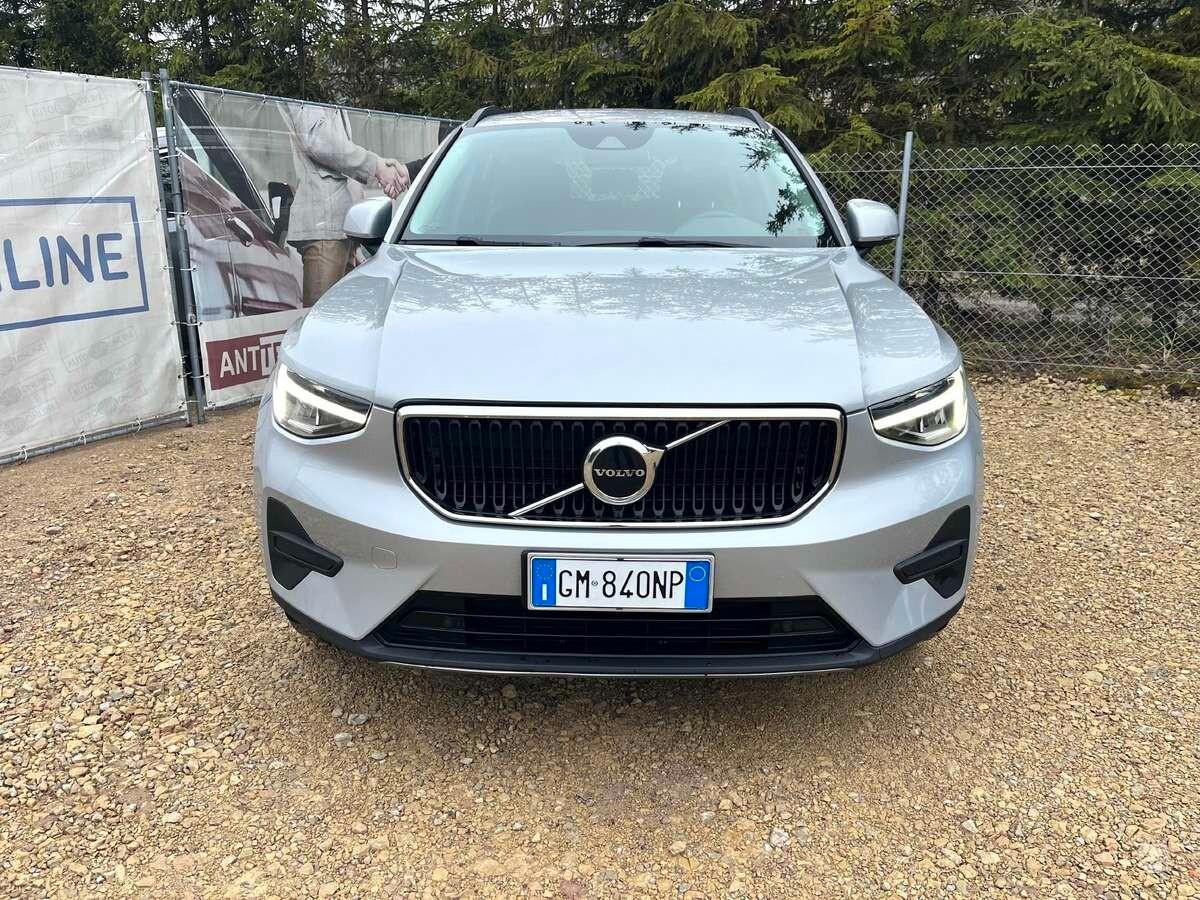 Volvo XC40 T2 2023