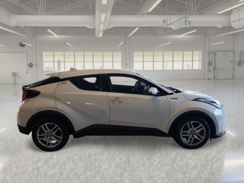 TOYOTA C-HR 1.8H (122 CV) E-CVT BUSINESS 5 PORTE SUV