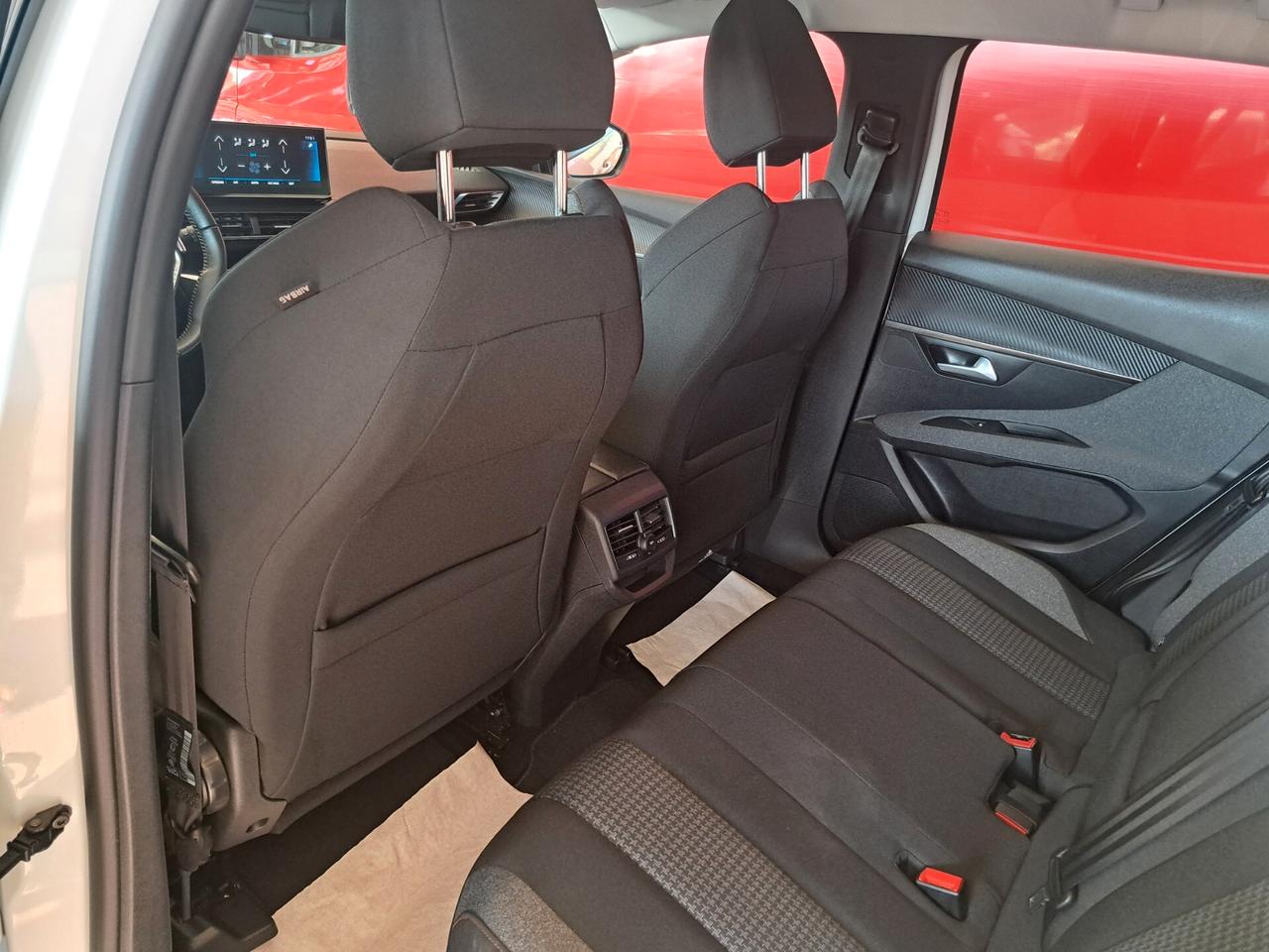 Peugeot 3008 1.5 BlueHDi 130CV S&S Active
