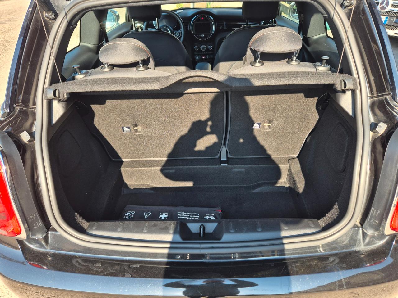 Mini 1.5 One Baker Street