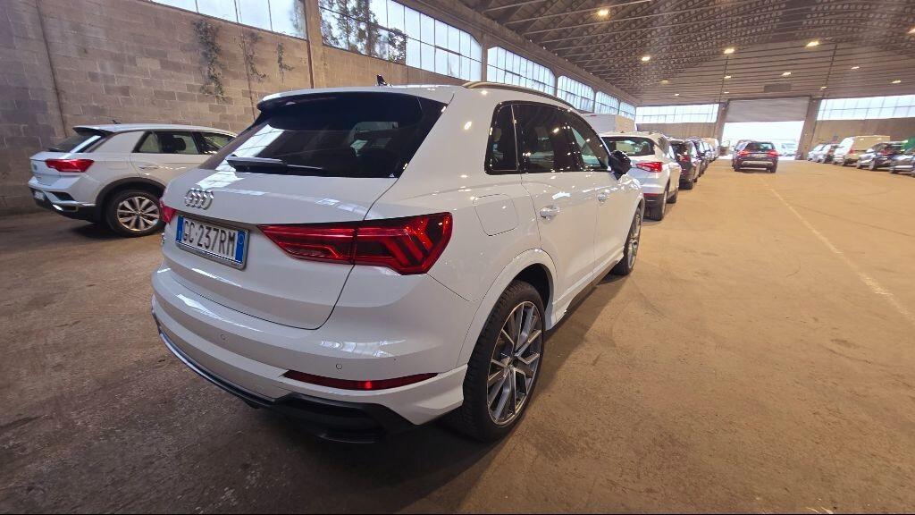 Audi Q3 35 TDI S tronic S line edition