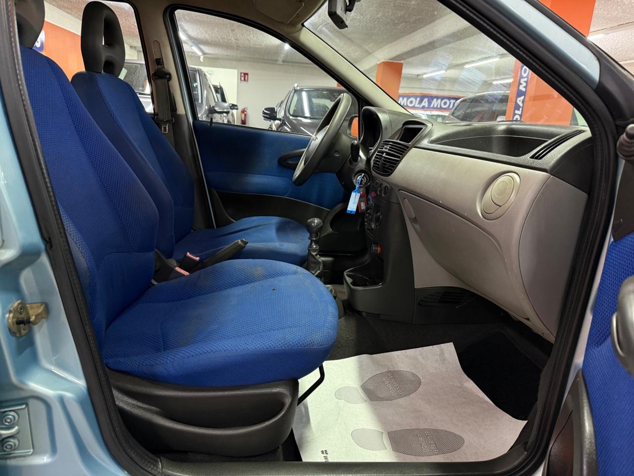 Fiat Punto 1.2i cat 5 porte