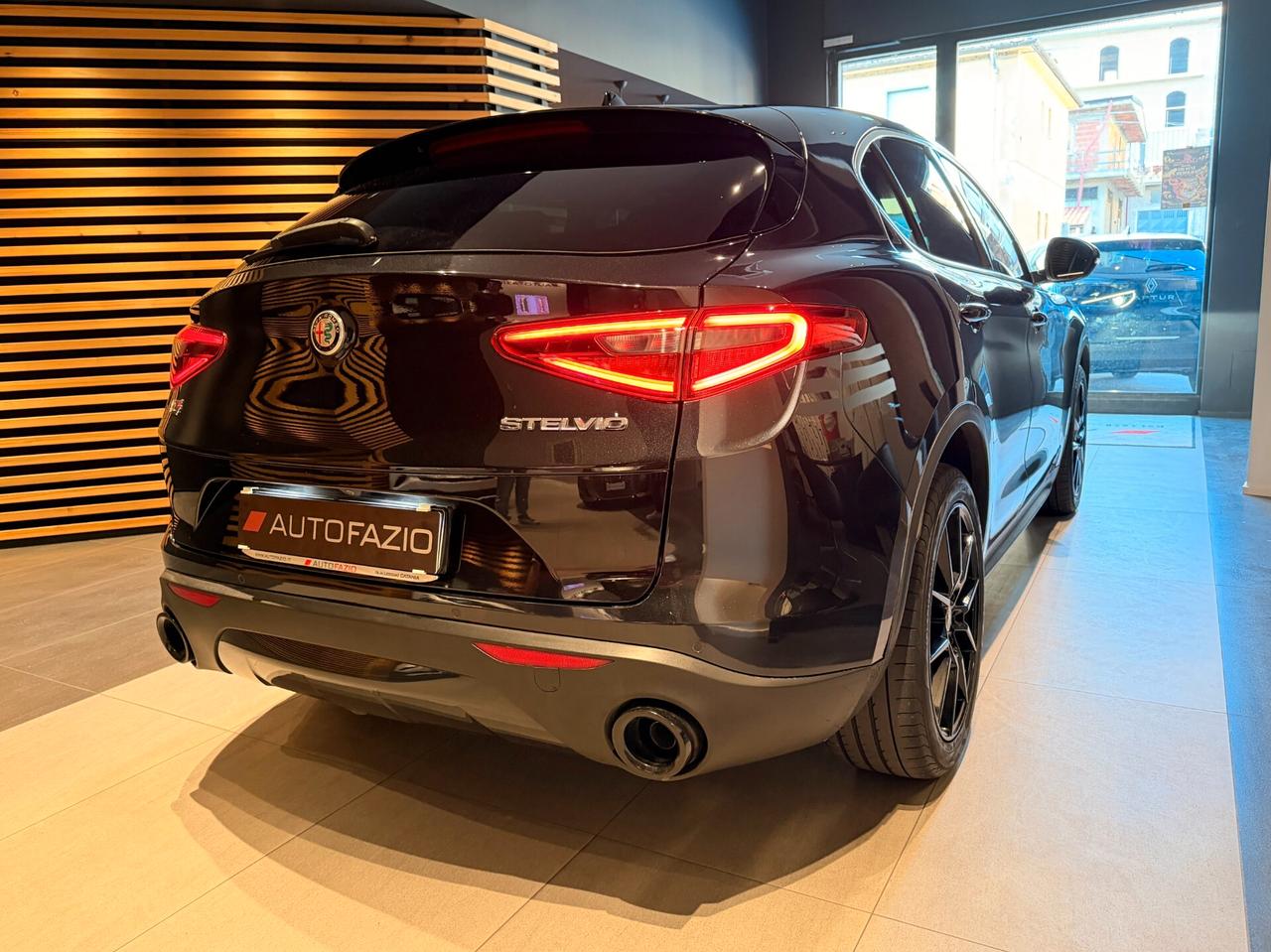 Alfa Romeo Stelvio 2.2 Turbodiesel 210 CV AT8 Q4 Veloce