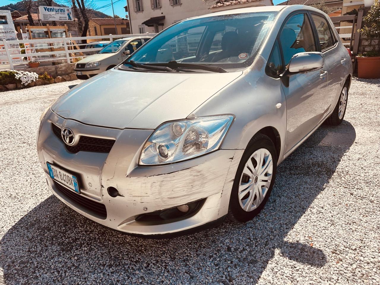 Toyota Auris 1.4 D-4D 5 porte Sol