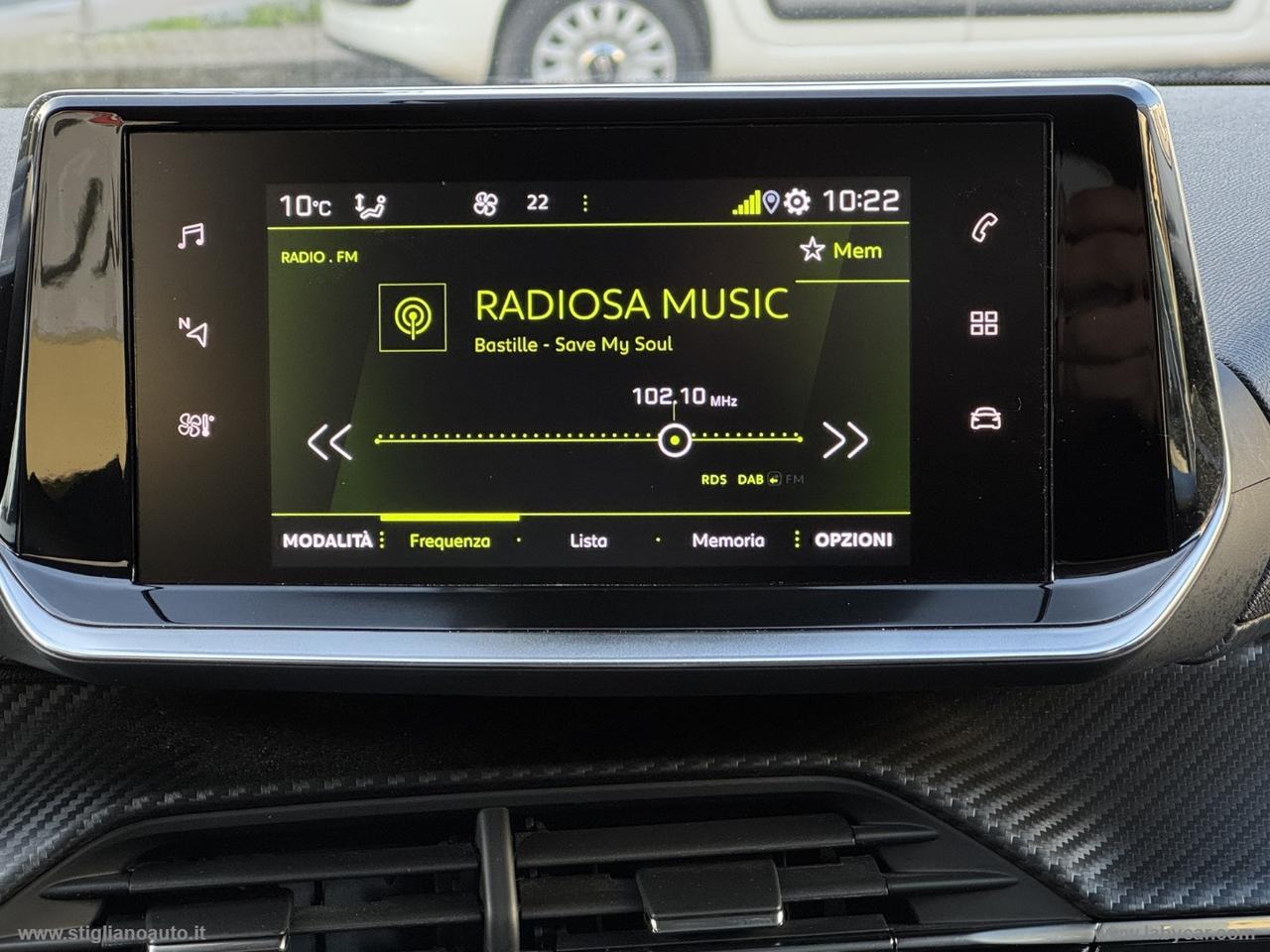 PEUGEOT 2008 BlueHDi 110 S&S Allure