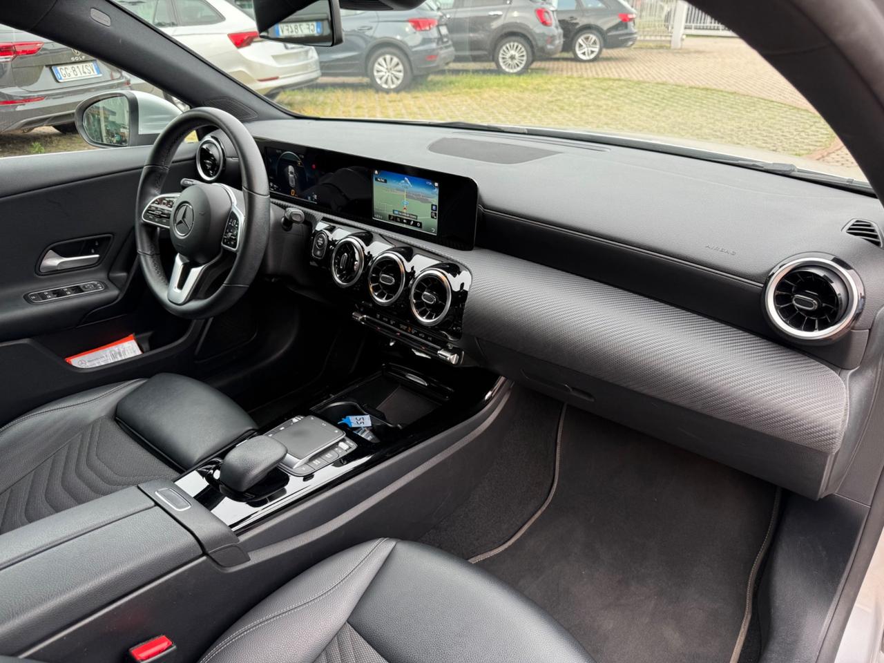 Mercedes-benz A 180 A 180 d Automatic Business Extra