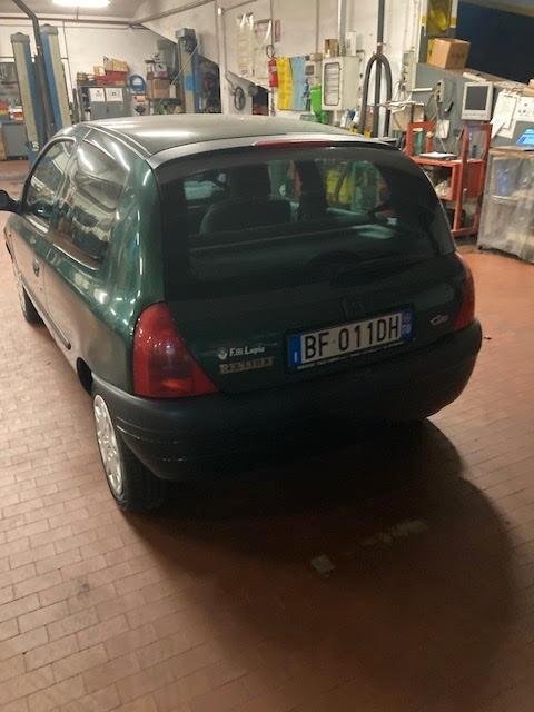 Renault Clio 1.2 cat 3 porte One O One