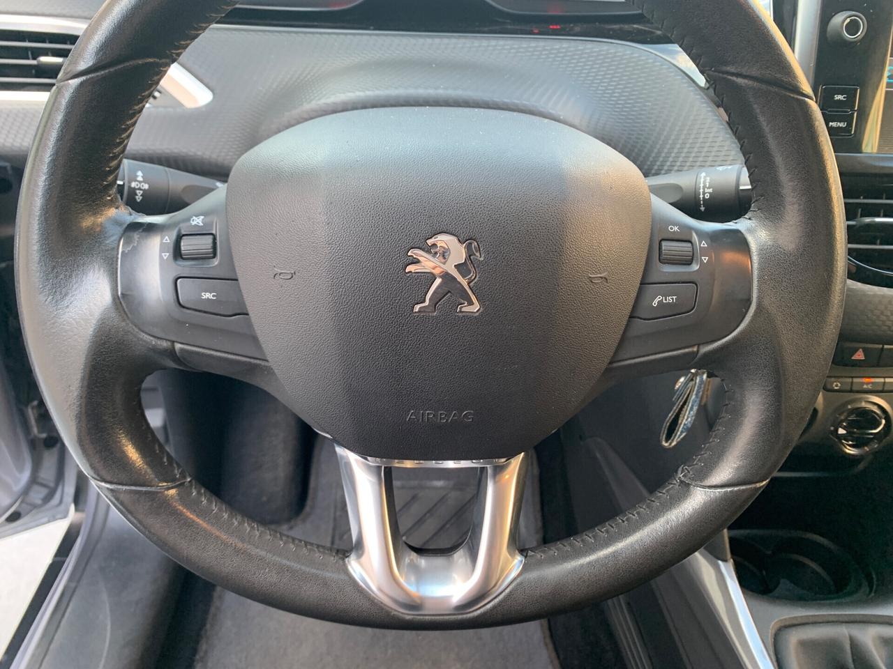 Peugeot 2008 BlueHDi