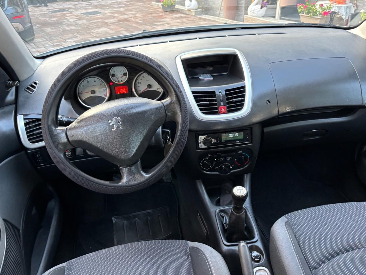 Peugeot 206 Plus 1.1 60CV 5p. benzina+GPL scade 2030