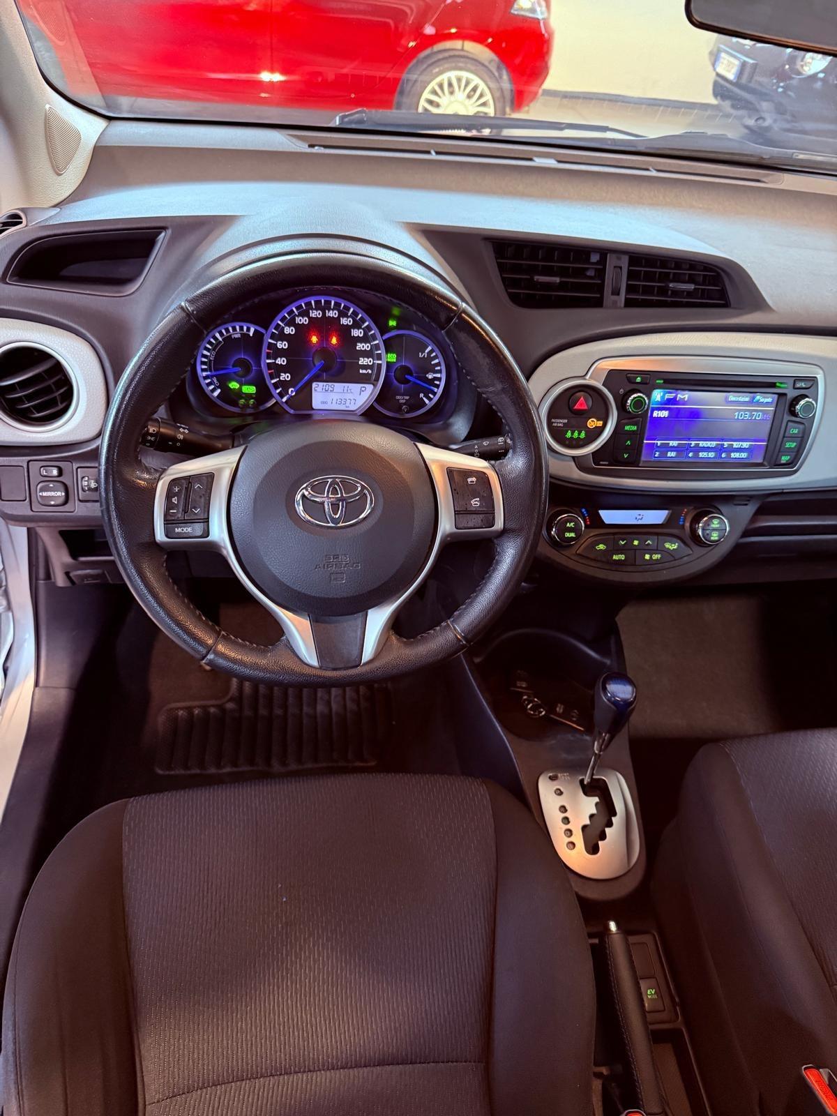 Toyota Yaris 1.5 Hybrid 5 porte Lounge Più