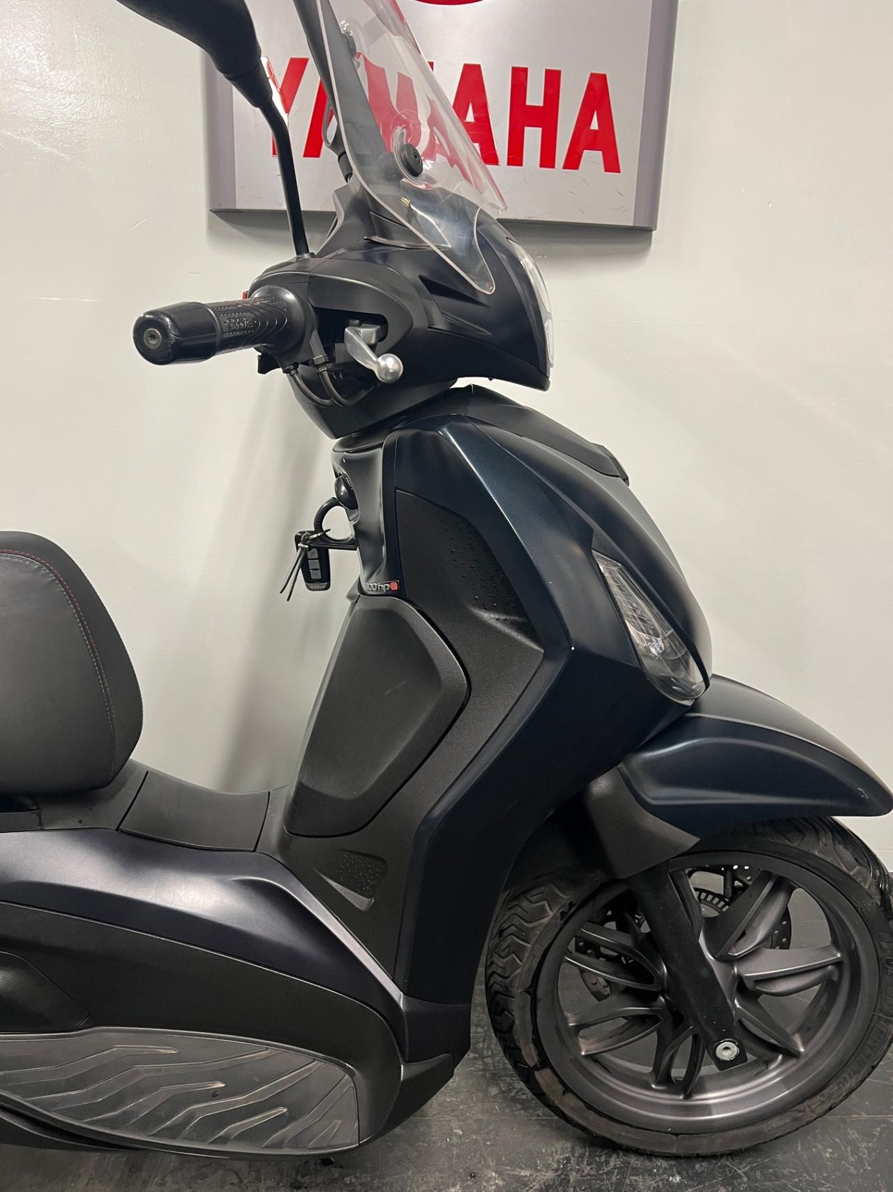 Piaggio Beverly 300 HP S