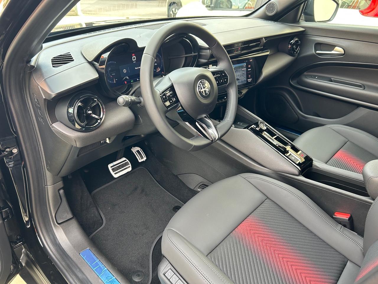 Alfa Romeo Junior 1.2 145 CV Hybrid Speciale