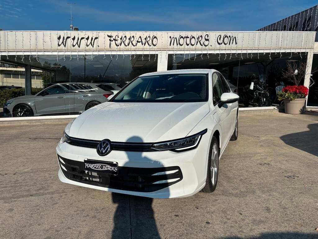 Volkswagen Golf 1.5 TSI eHybrid DSG Style 2025 / KM 0 IVA ESPOSTA TUA A SOLI 315 Euro al mese