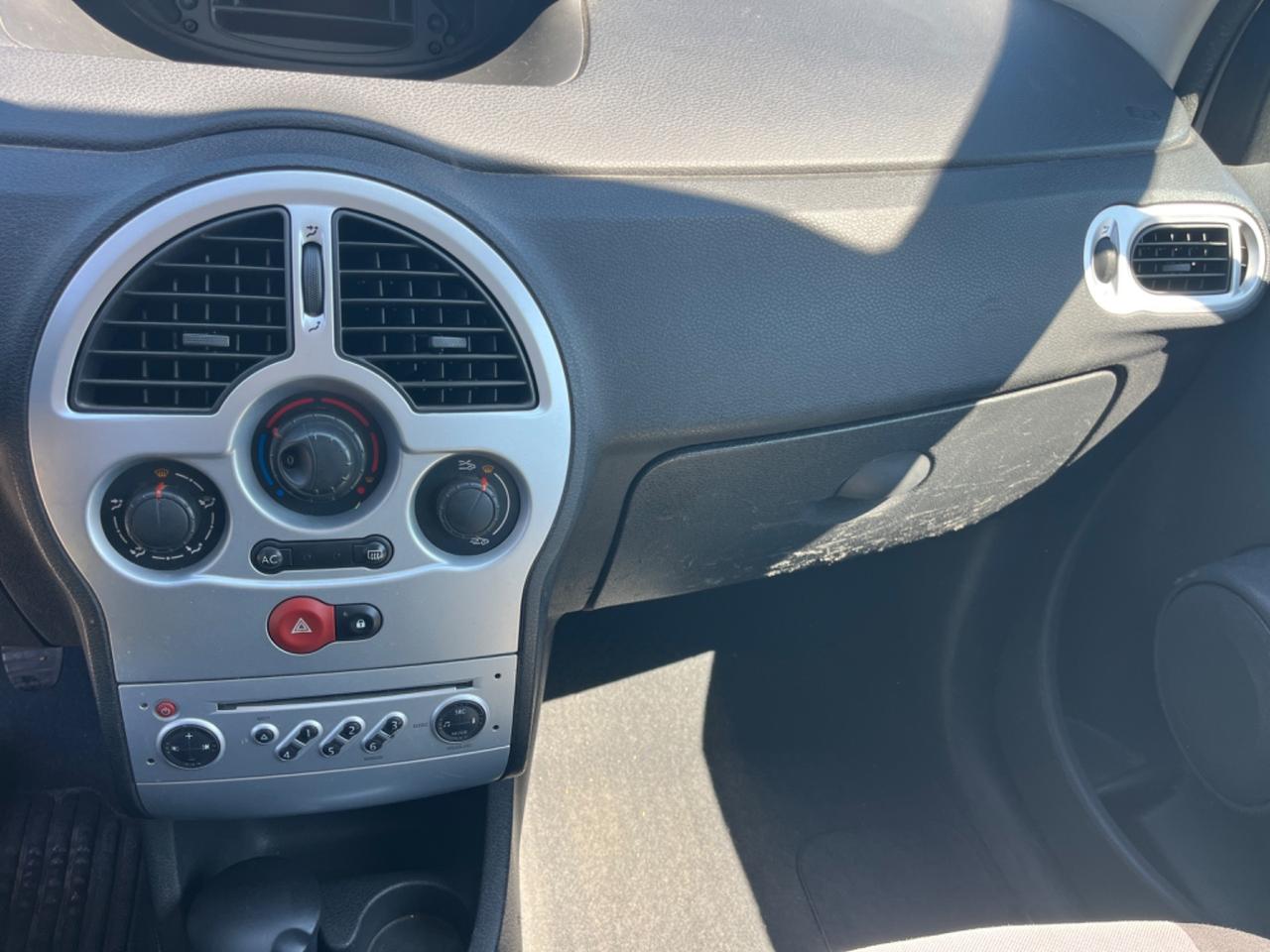 Renault Modus 1.2 16V Dynamique