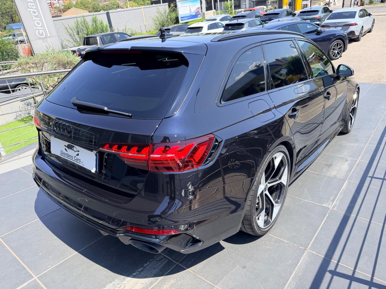 Audi A4 RS 4 Avant performance 450cv uni pro