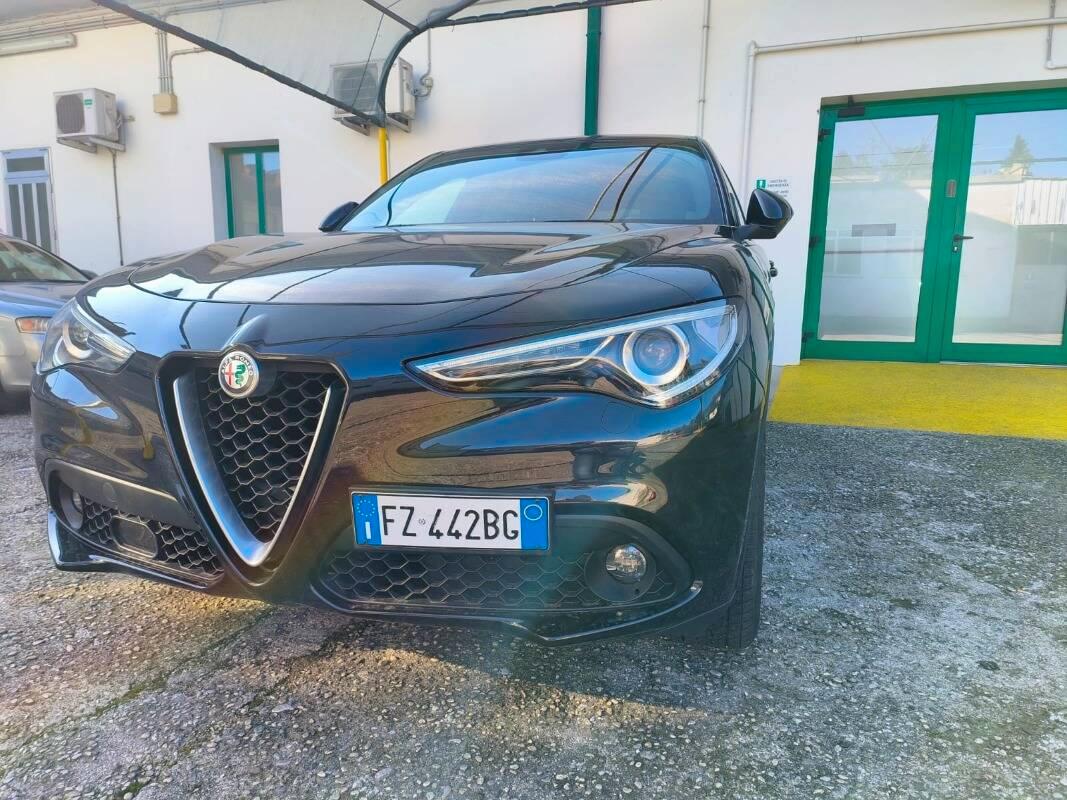 Alfa Romeo Stelvio 2.2 t Executive Q4 210cv auto