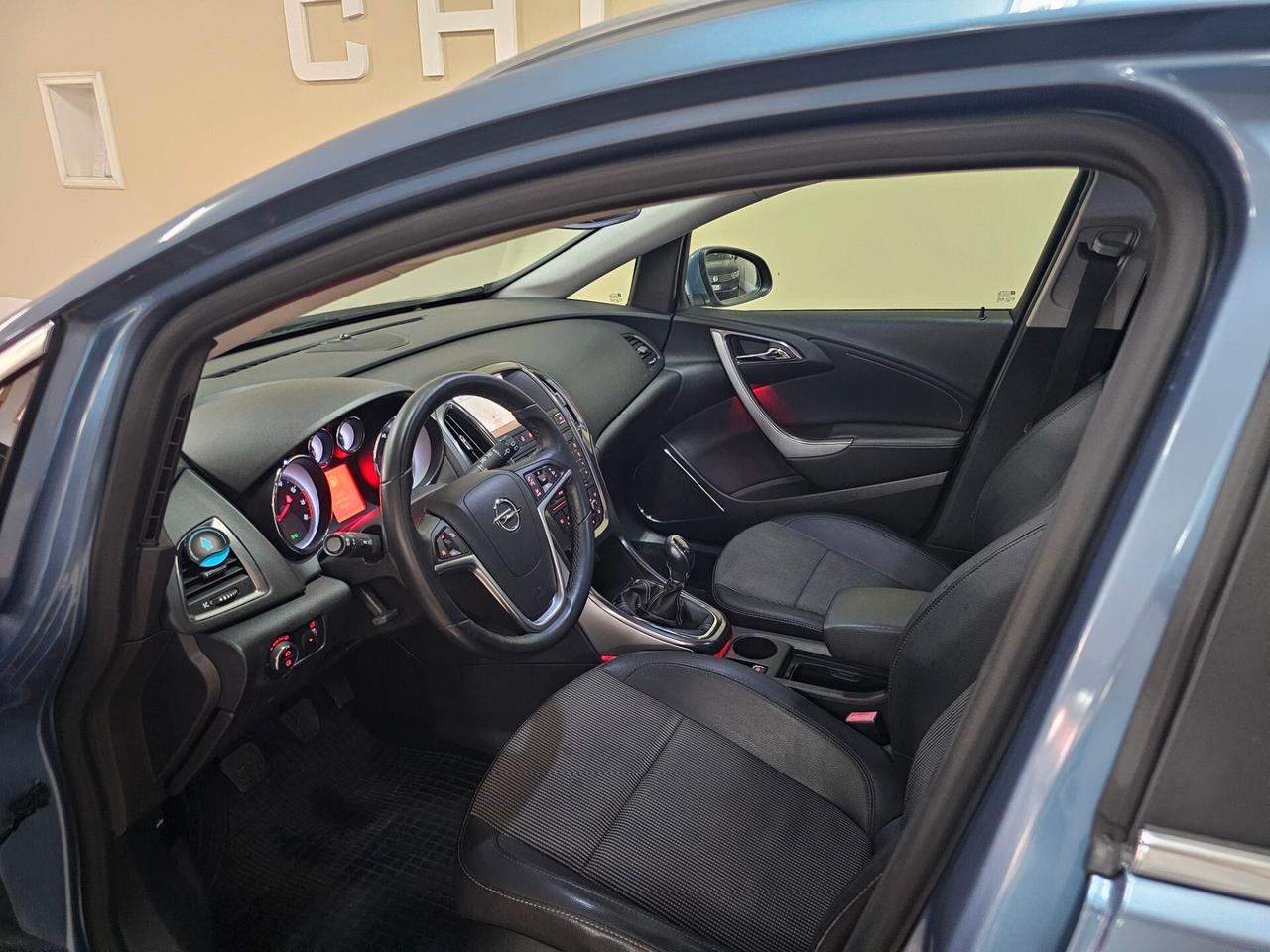 Opel Astra 1.4 Turbo 140CV Sports Tourer GPL Tech Cosmo