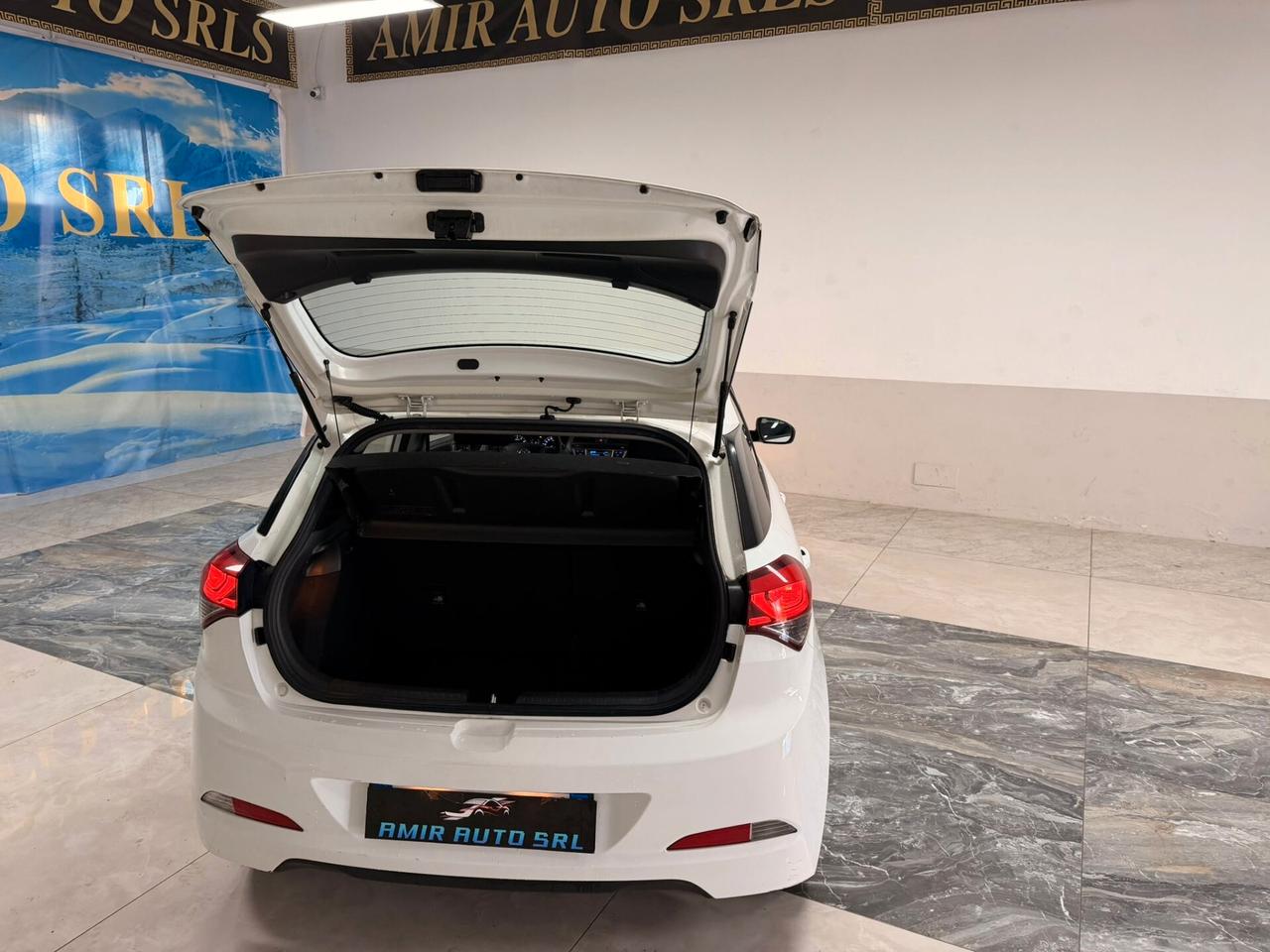 Hyundai i20 1.2 5 porte Blackline