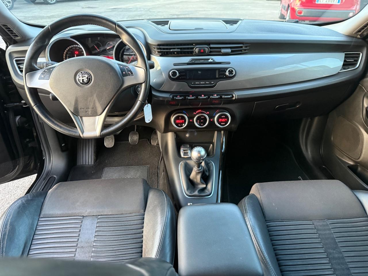 Alfa Romeo Giulietta 1.6 JTDm-2 105 CV Exclusive