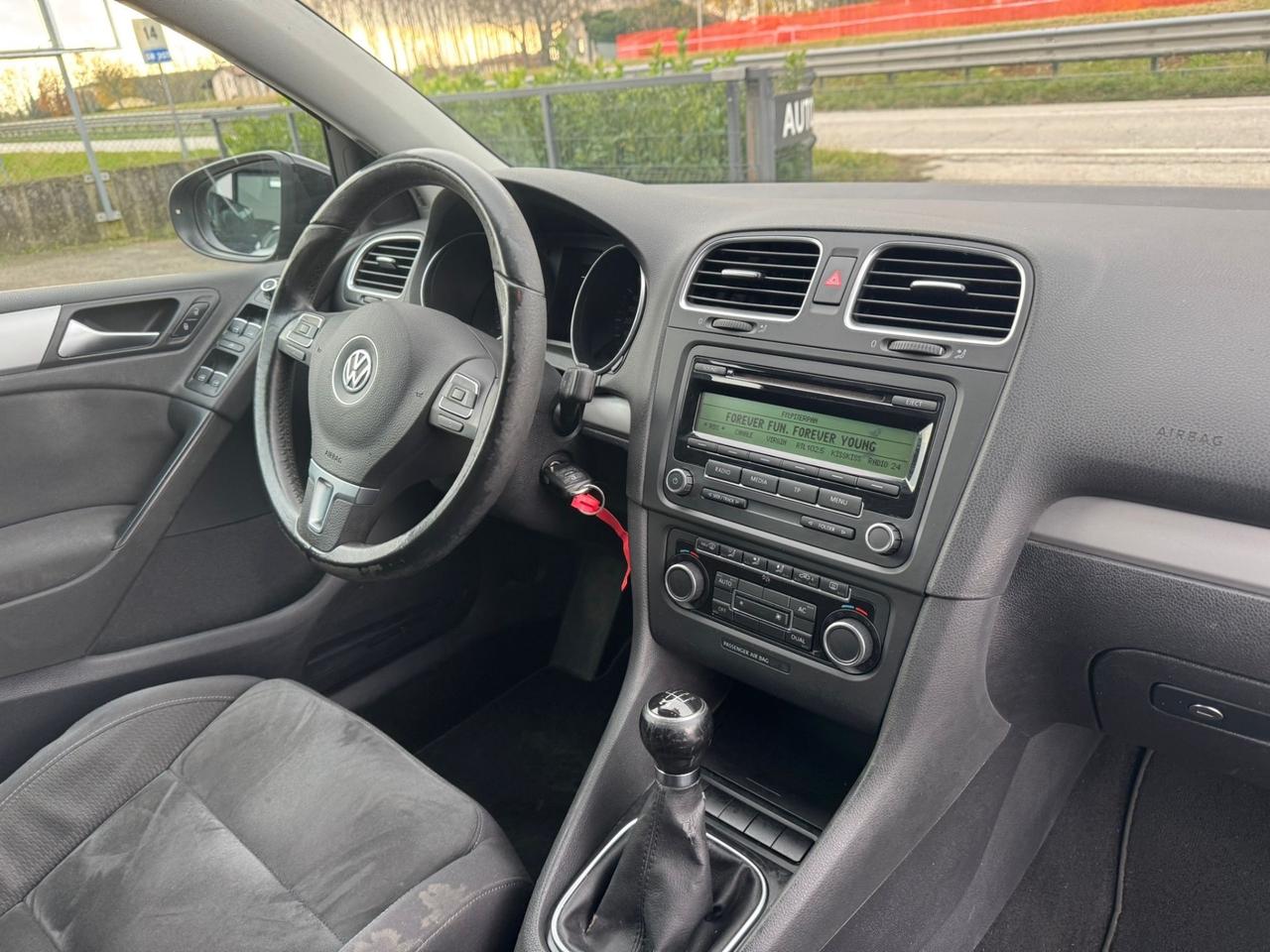 Volkswagen Golf 1.6 TDI DPF 5p. Highline