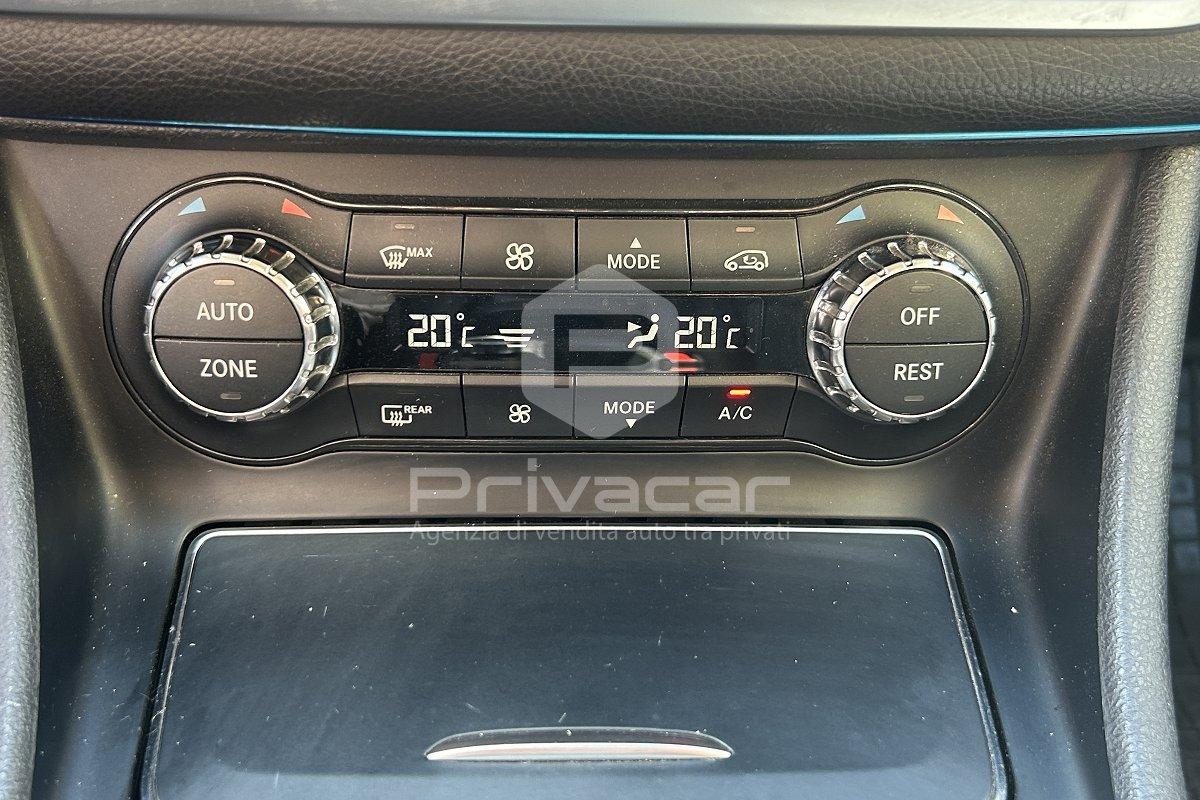 MERCEDES GLA 180 d Automatic Business