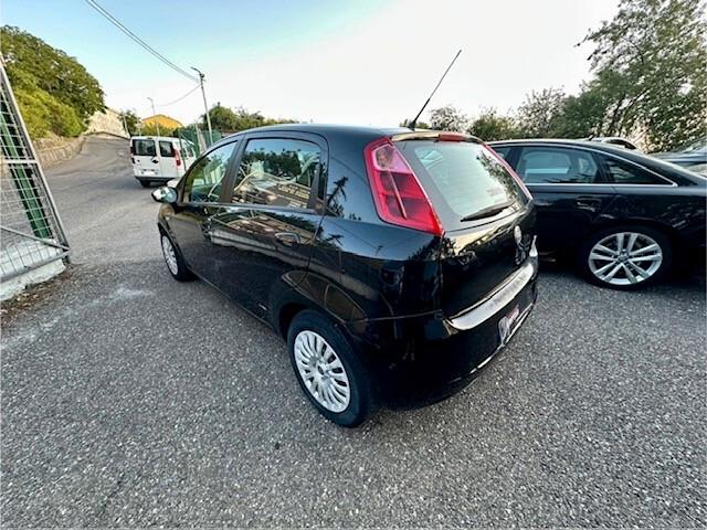 Fiat Grande Punto 1.3 MJT 75 CV 5 porte Dynamic