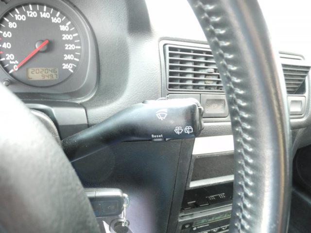 VOLKSWAGEN Golf 1.6 16v 105cv 5p. Comfortline - OK NEOPATENTATI