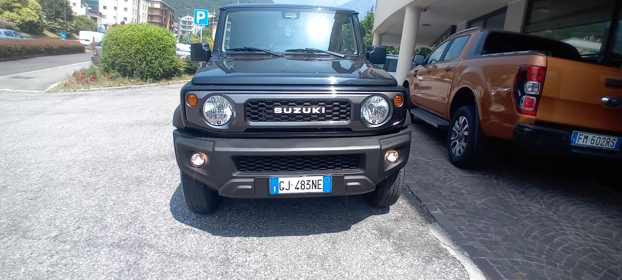 Suzuki Jimny 1.5 5MT PRO (N1)
