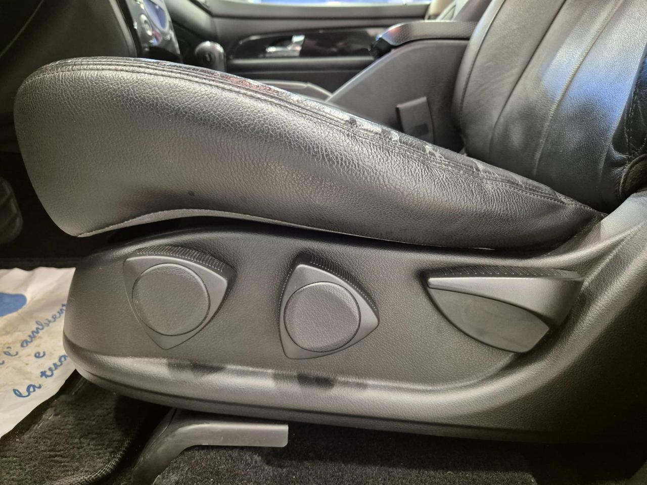 Ssangyong Rexton 2.2 d Top auto 4wd 7 POSTI - UNIPROPRIETARIO - Tetto - Cam