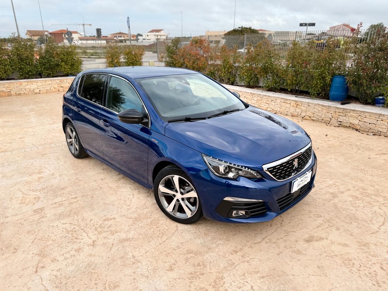 Peugeot 308 1.5 BlueHDi 130cv GT Line Led*Carplay*Full