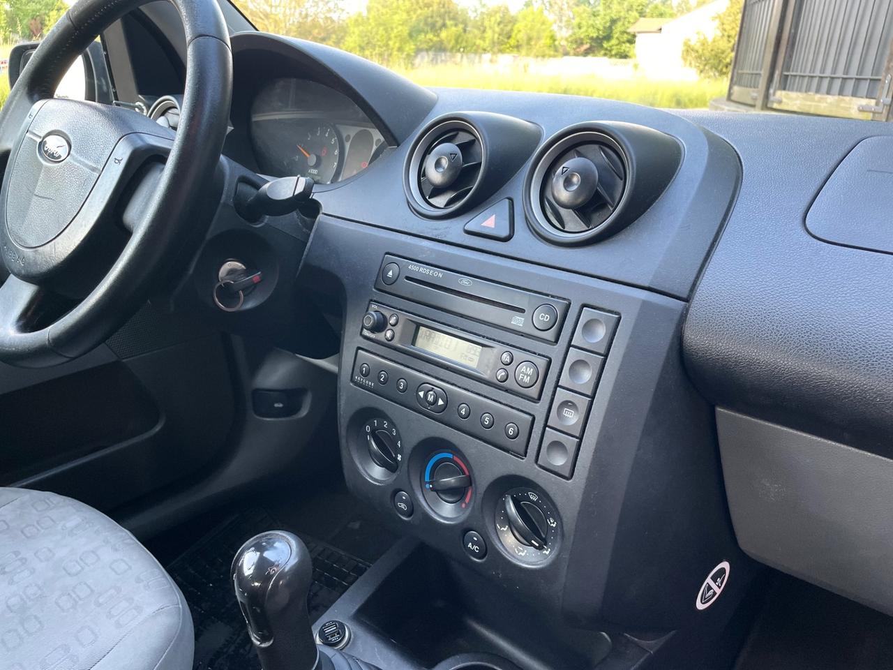 Ford Fiesta 1.2 16V *NEOPATENTATI*