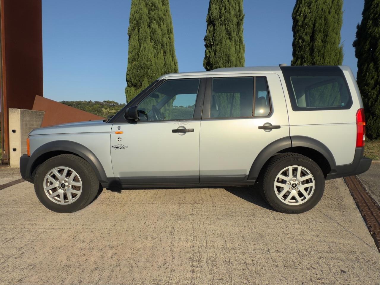 Land Rover Discovery 3 2.7 TDV6 HSE