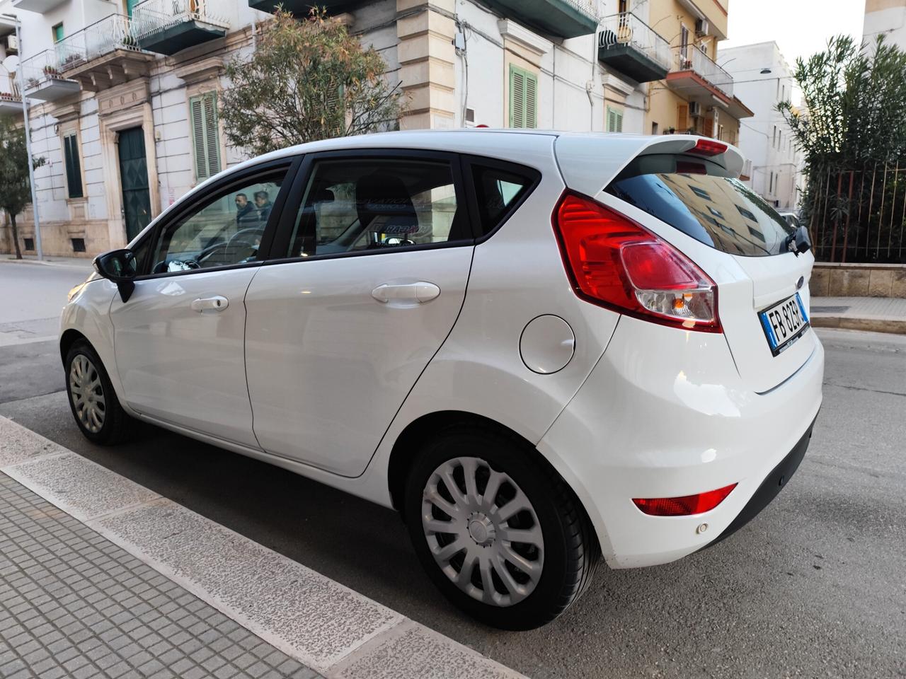 Ford Fiesta 1.5 TDCi 75CV DIESEL Business