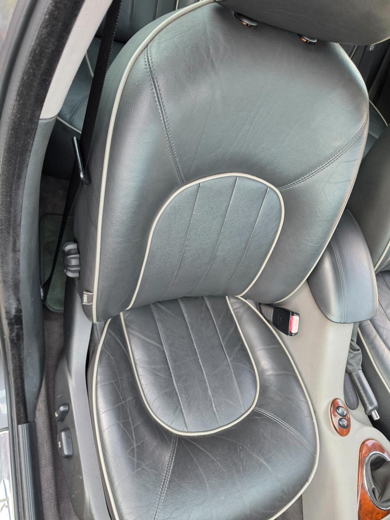Rover 75 2.5i V6 24V cat Connoisseur